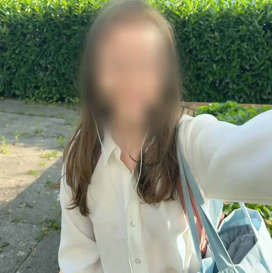 Lola, 22 años